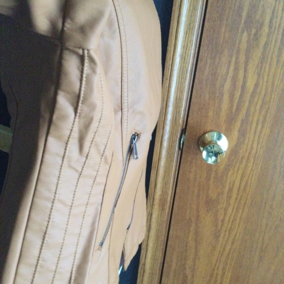 GYK Vegan Moto Jacket - Picture 5 of 10